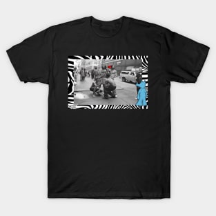 Labcabinpiñata T-Shirt